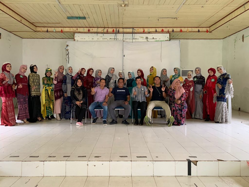 SELEKSI 10 BESAR FASHION SHOW BUSANA TENUN MUSLIMAH PAGATAN 2022
